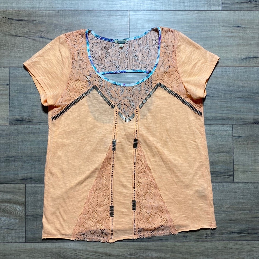 Gimmicks By BKE Womens Embellished Lace Sleeve Top Size Medium Orange